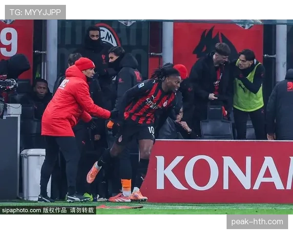 米兰球队结构重组持续推进,新任经理引领变革激发球迷新期待 米兰球队结构重组持续推进,新任经理引领变革激发球迷新期待